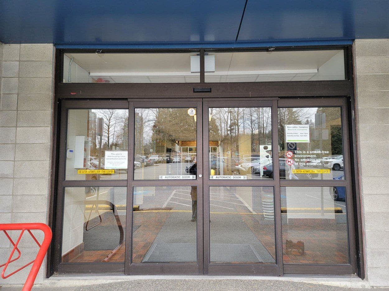 Manual doors