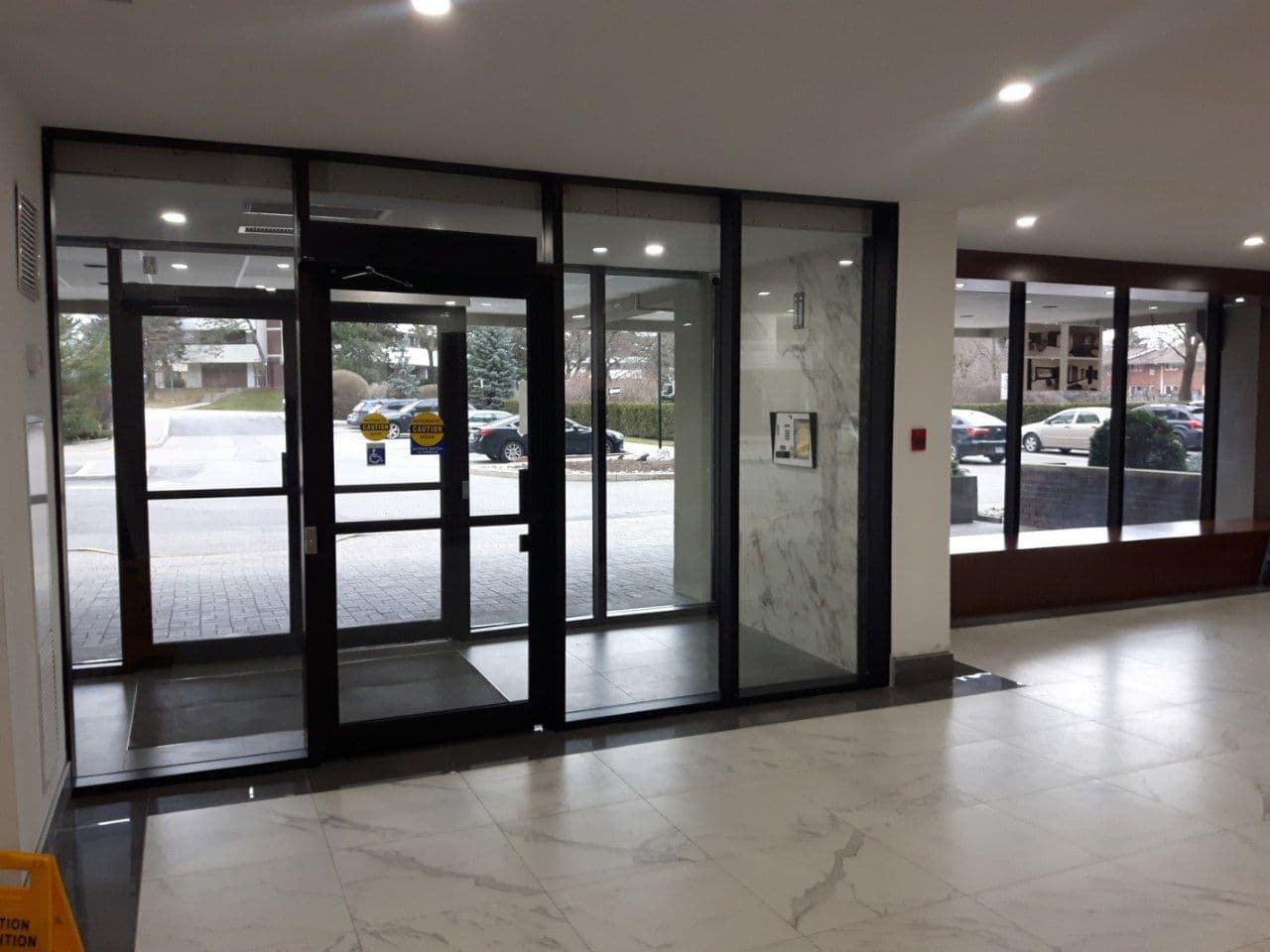 ALUMINUM DOOR REPAIR