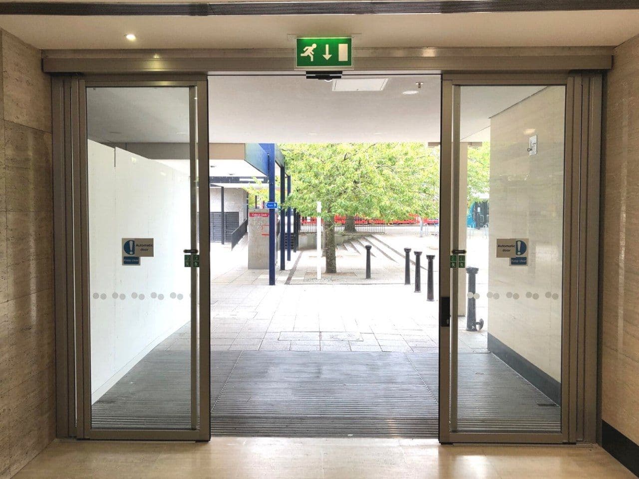 Automatic doors repair